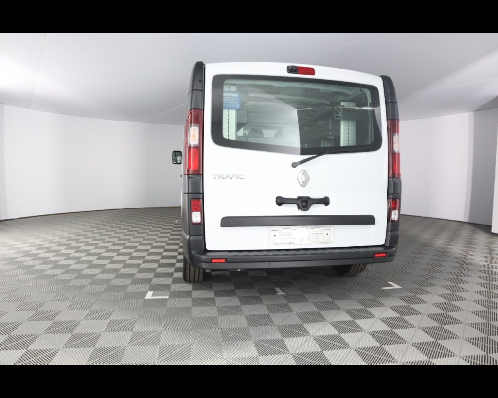 RENAULT Trafic T29 2.0 dci 120cv L1H1 Ice - 9