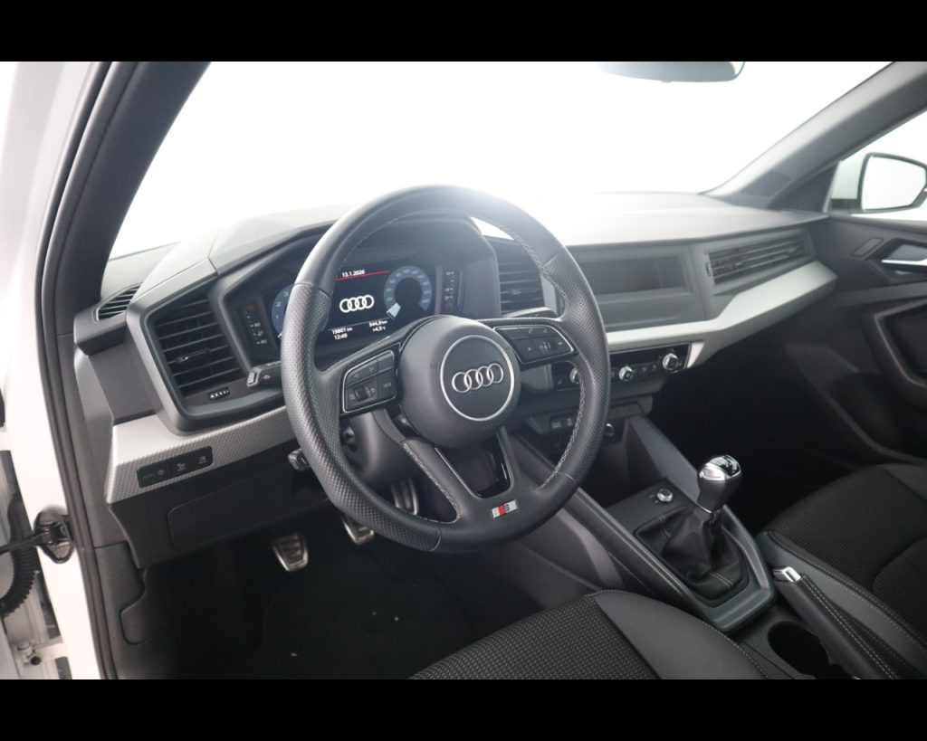 AUDI A1 II 2019 Sportback -  Sportback 30 1.0 tfsi S Line - 13