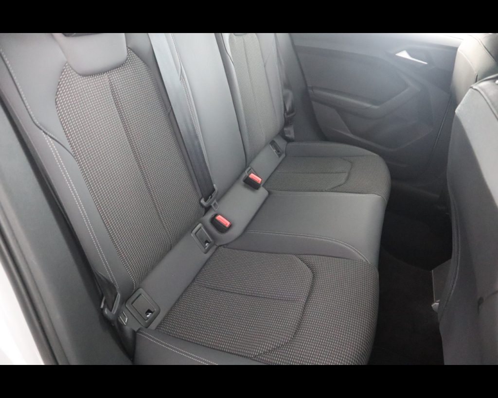 AUDI A1 II 2019 Sportback -  Sportback 30 1.0 tfsi S Line - 18