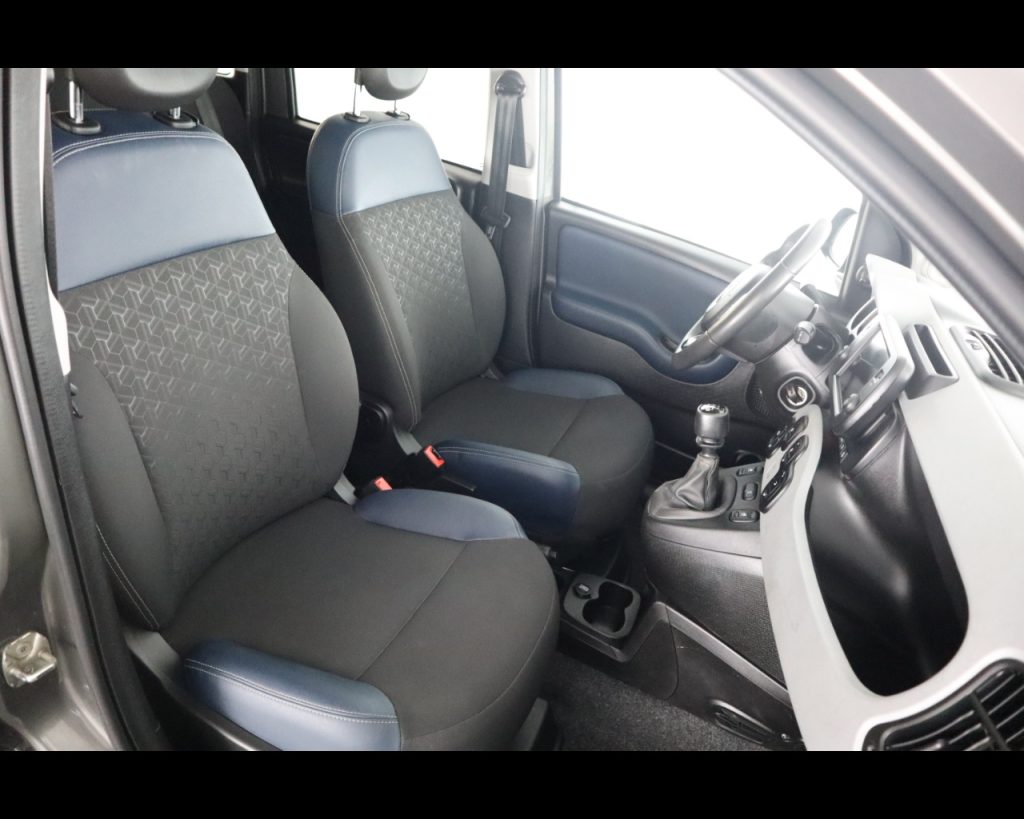 FIAT Panda 1.0 firefly hybrid City Cross s&s 70cv 5p.ti - 17