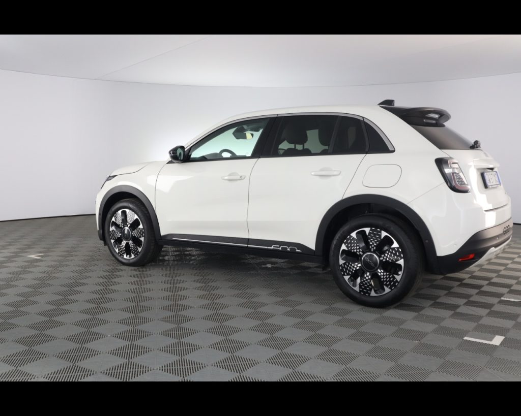 FIAT 600 1.2 hybrid La Prima 110cv auto - 11