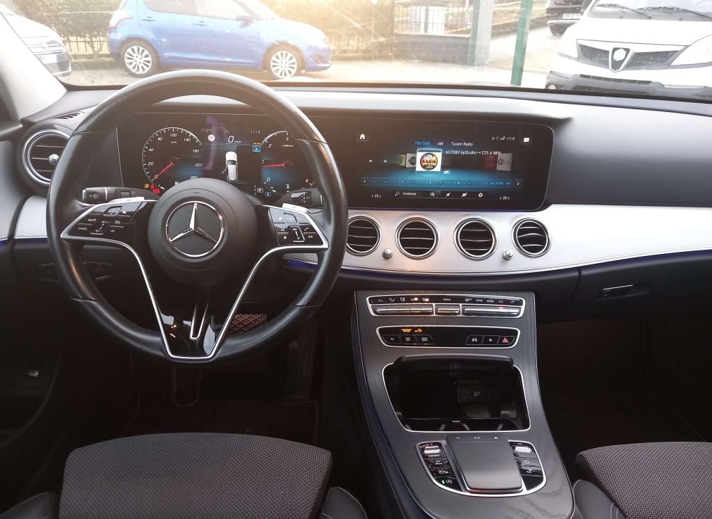 MERCEDES-BENZ E 200 Classe E - S213 SW d Premium auto - 10
