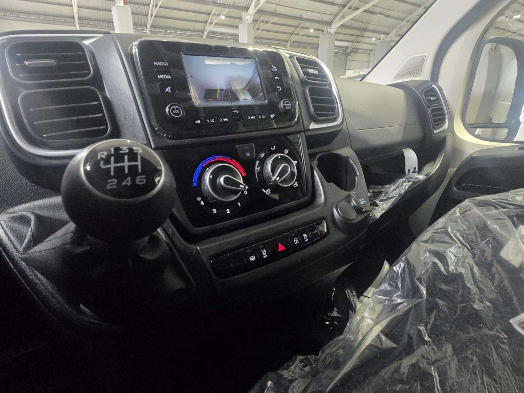 PEUGEOT Boxer Boxer 33 L2H2 2.2 diesel 140cv S&S - 14