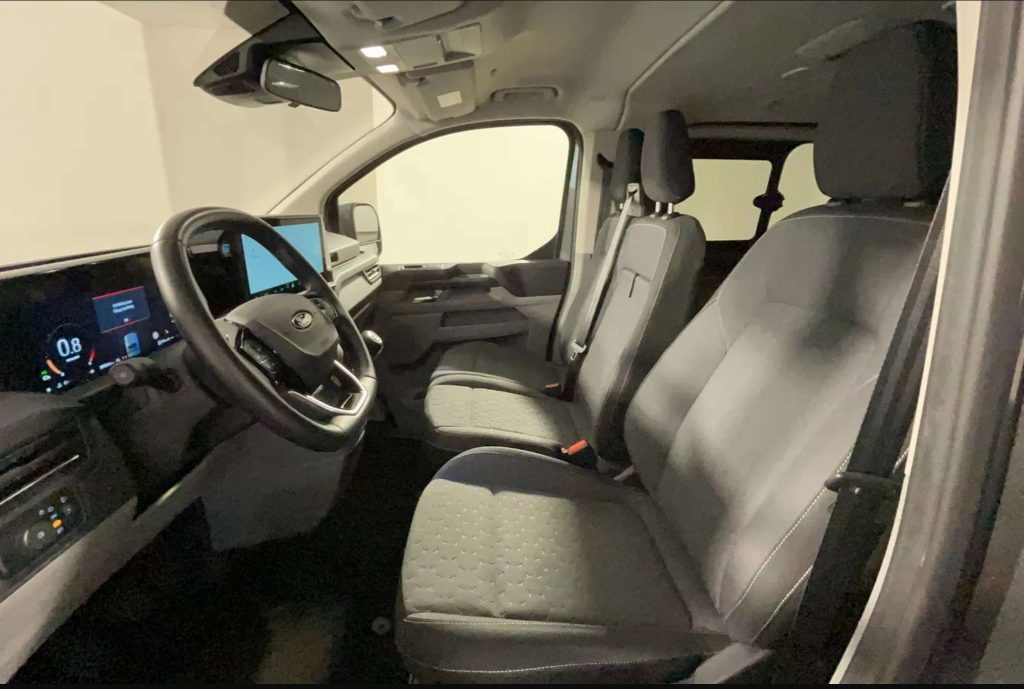 FORD Transit Custom Transit Custom 9 POSTI 320 2.0 TDCI ecoblue 136 CV - 8