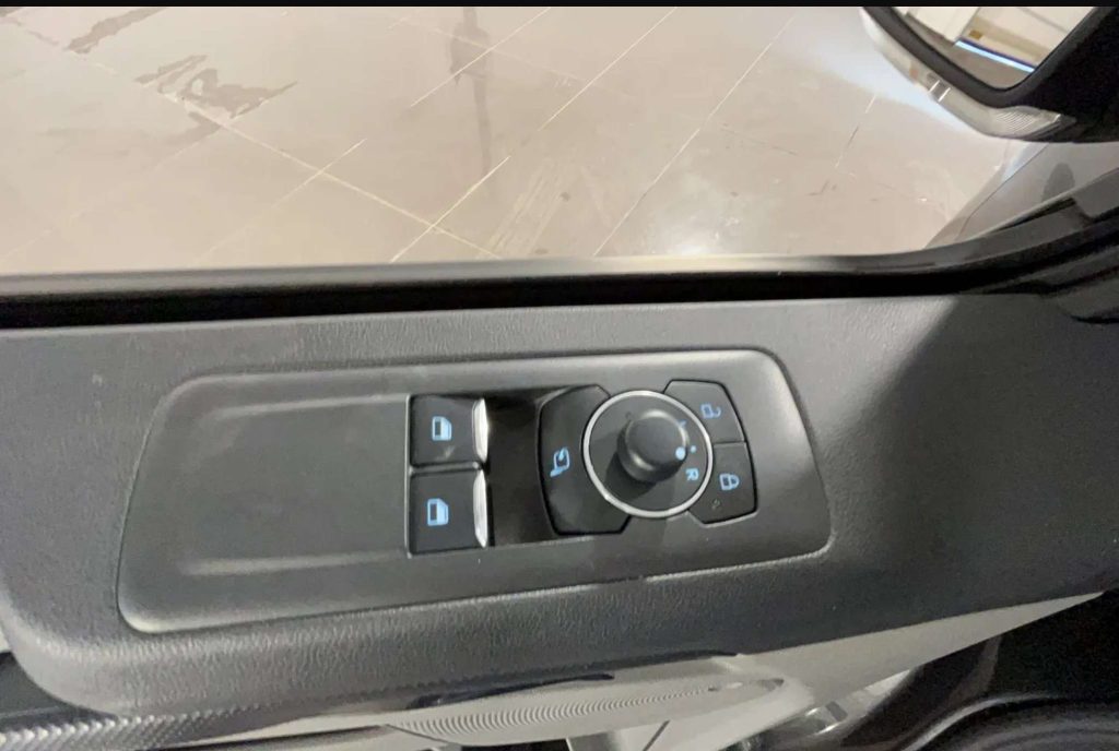 FORD Transit Custom Transit Custom 9 POSTI 320 2.0 TDCI ecoblue 136 CV - 19