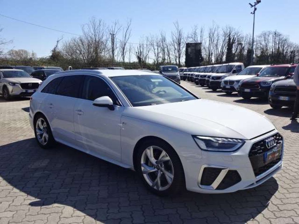 AUDI A4 S- line edition quattro 204cv s-tronic IVA ESPOSTA - 3