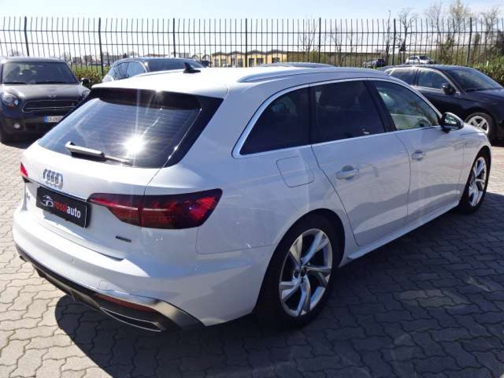 AUDI A4 S- line edition quattro 204cv s-tronic IVA ESPOSTA - 4