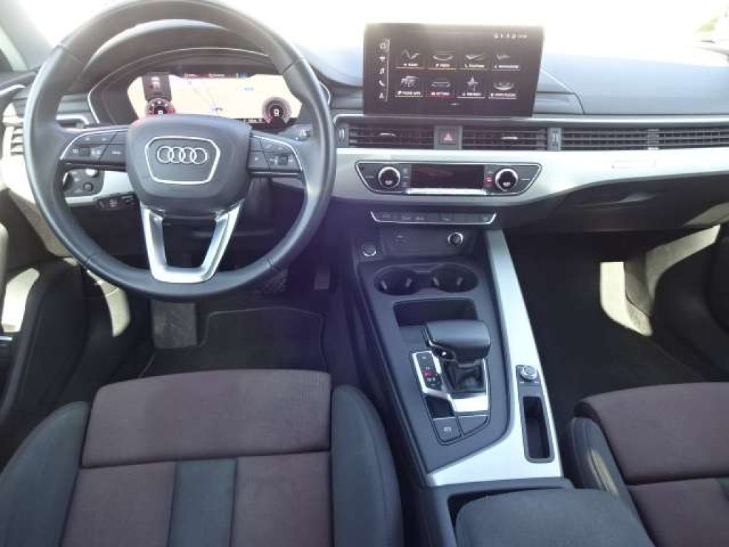 AUDI A4 S- line edition quattro 204cv s-tronic IVA ESPOSTA - 8