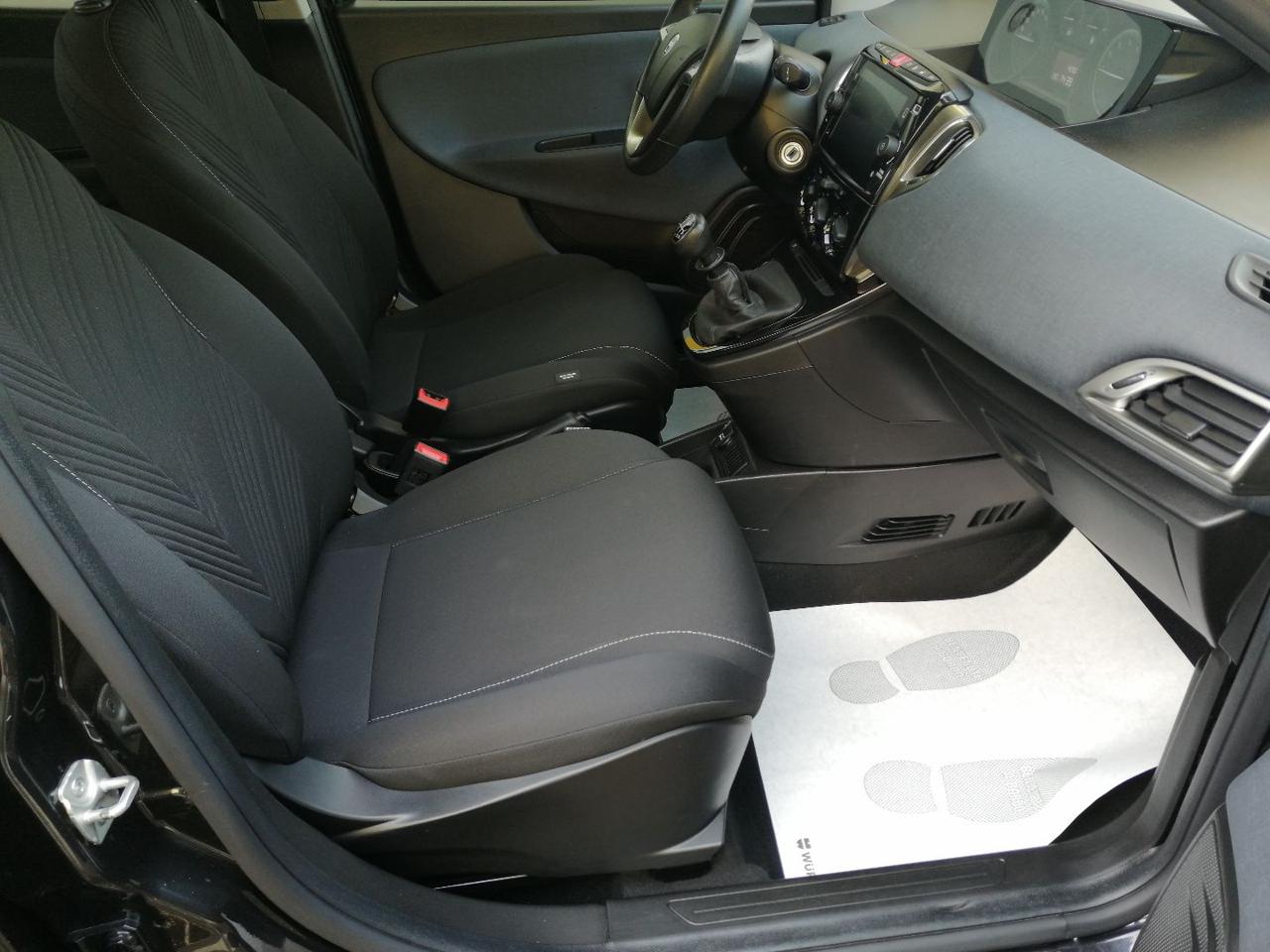 LANCIA Ypsilon 1.0 FireFly 5 porte S&S Hybrid Gold - 5