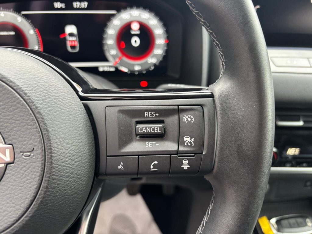 NISSAN Qashqai MHEV 140 CV N-Connecta - 12