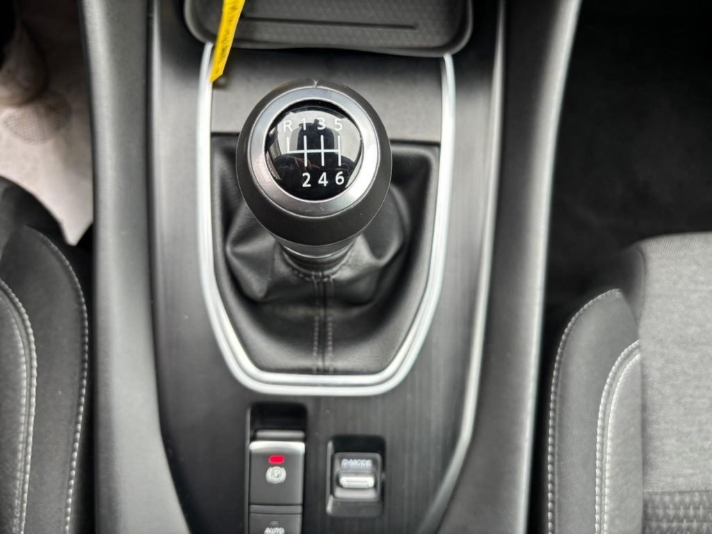 NISSAN Qashqai MHEV 140 CV N-Connecta - 20