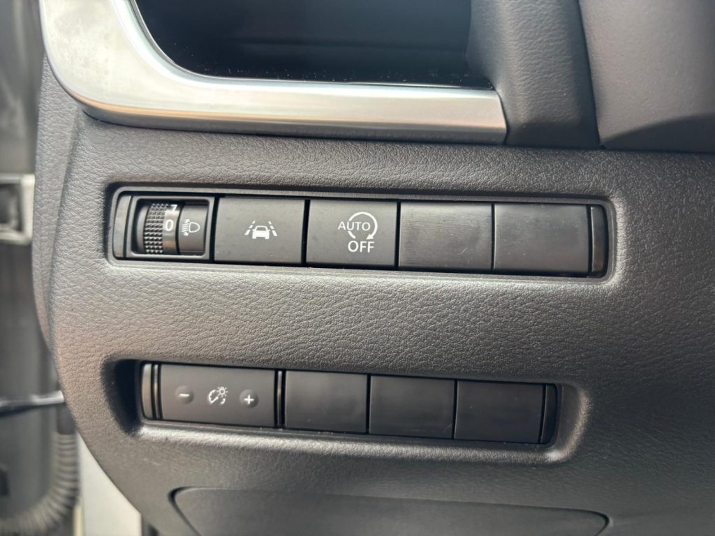 NISSAN Qashqai MHEV 140 CV N-Connecta - 19