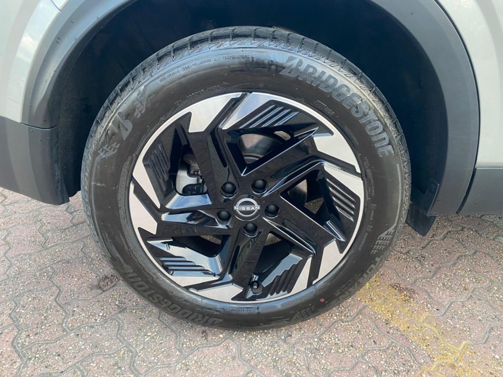 NISSAN Qashqai MHEV 140CV N-Connecta PAGA COME VUOI - 5