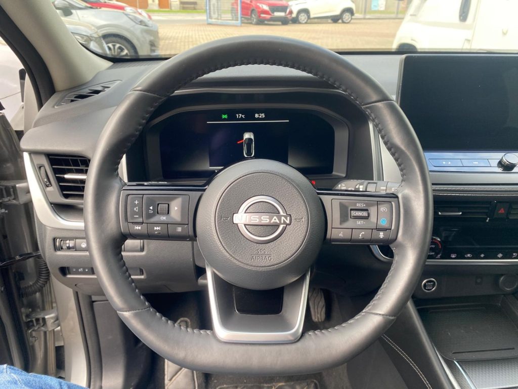 NISSAN Qashqai MHEV 140CV N-Connecta PAGA COME VUOI - 8