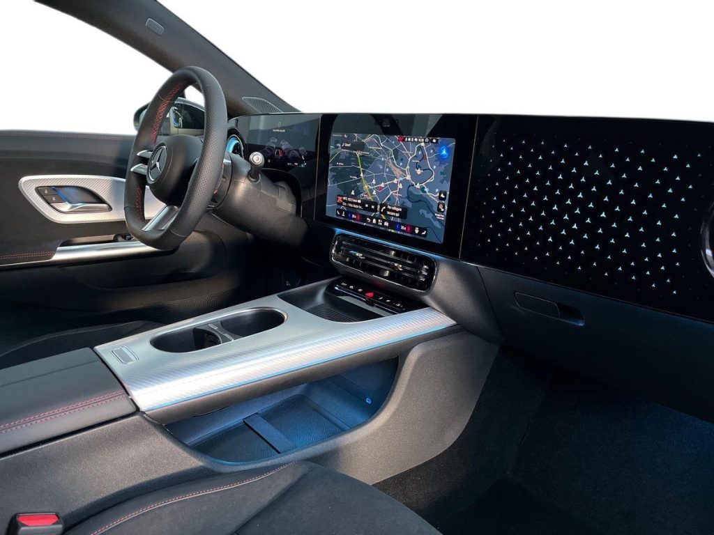 MERCEDES-BENZ CLA 250 + EQ Shooting Brake AMG Line Advanced Plus - 16