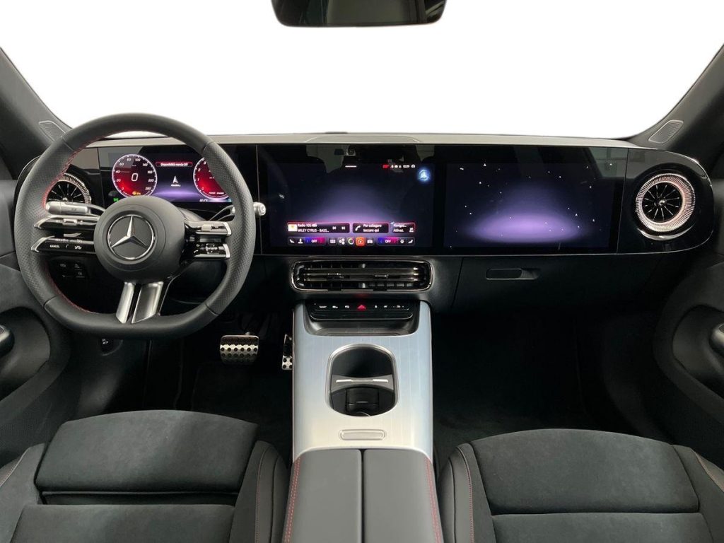 MERCEDES-BENZ CLA 200 4matic AMG Line Premium - 9