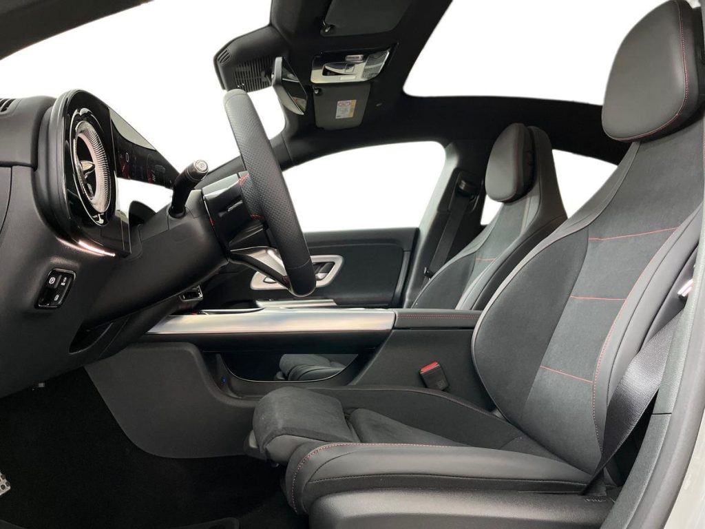 MERCEDES-BENZ CLA 200 4matic AMG Line Premium - 10