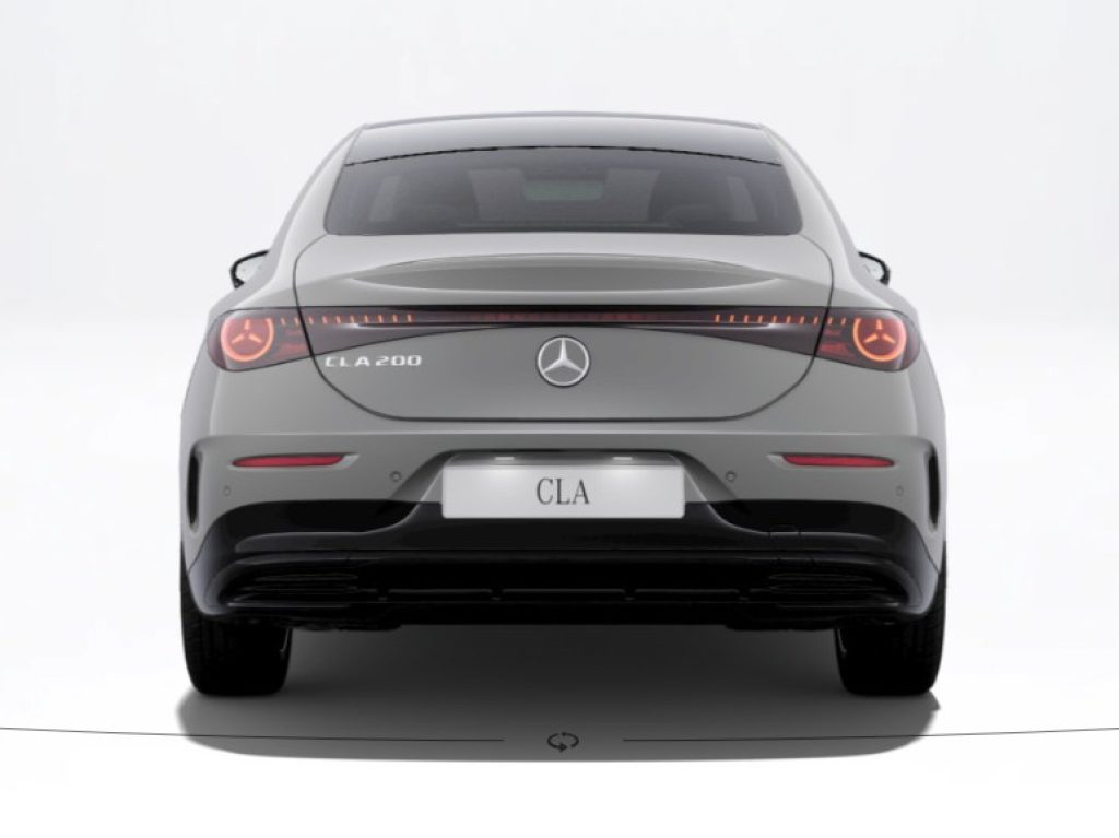 MERCEDES-BENZ CLA 200 AMG Line Premium - 4