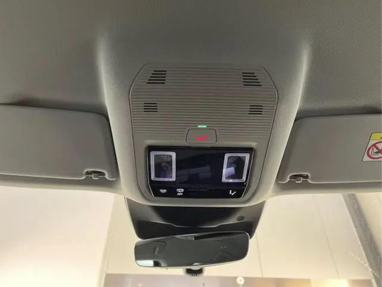 AUDI Q3 SPB TFSI 150 kW S tronic quattro Business - 12