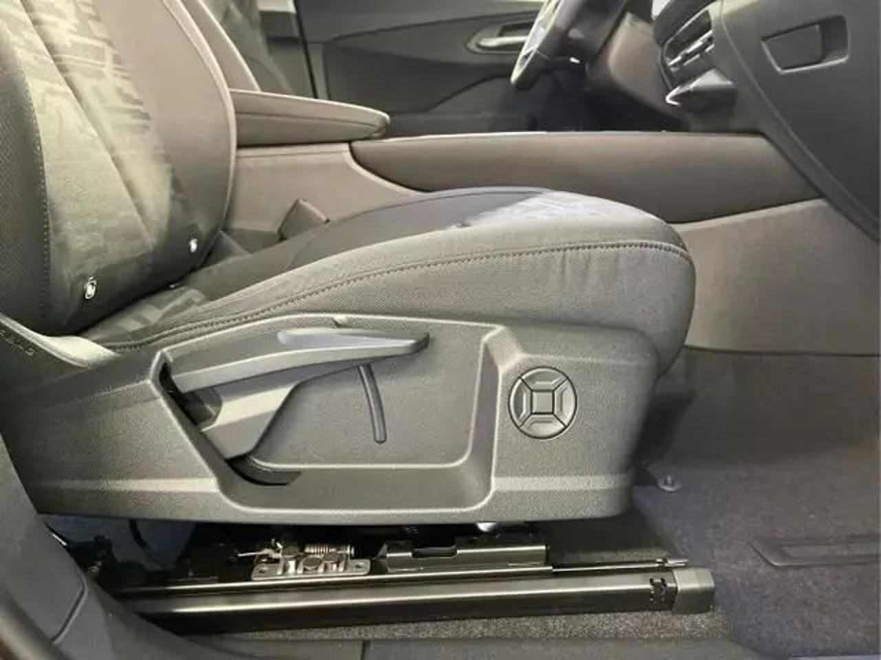 AUDI Q3 SPB TFSI 150 kW S tronic quattro Business - 13