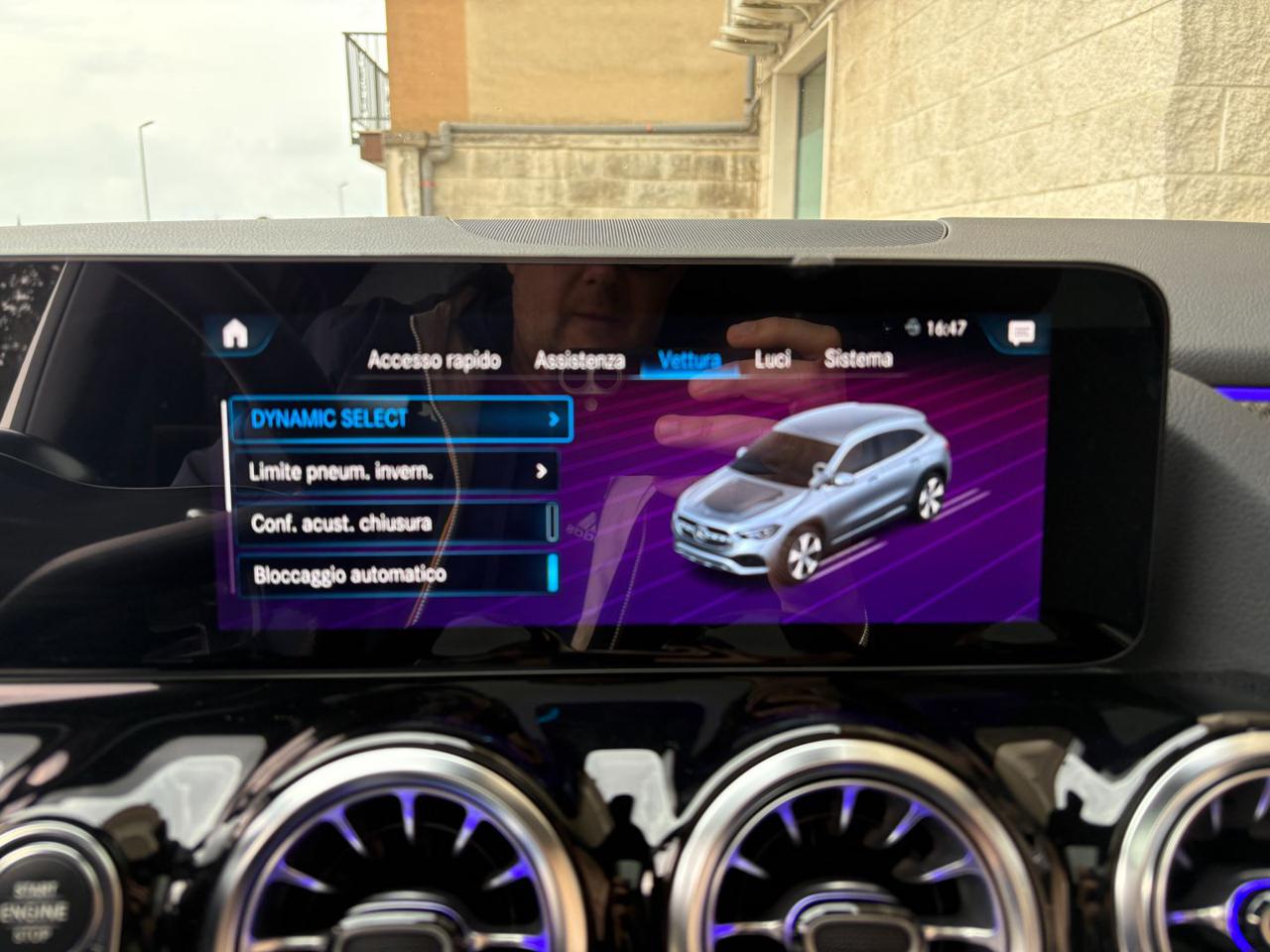 MERCEDES-BENZ GLA 200 d Automatic Premium Amg TETTO-PACK NIGHT - 31