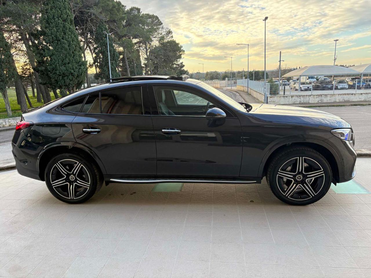 MERCEDES-BENZ GLC 300 de hybrid EQ 4Matic Coupé AMG Line Premium Plus. - 4