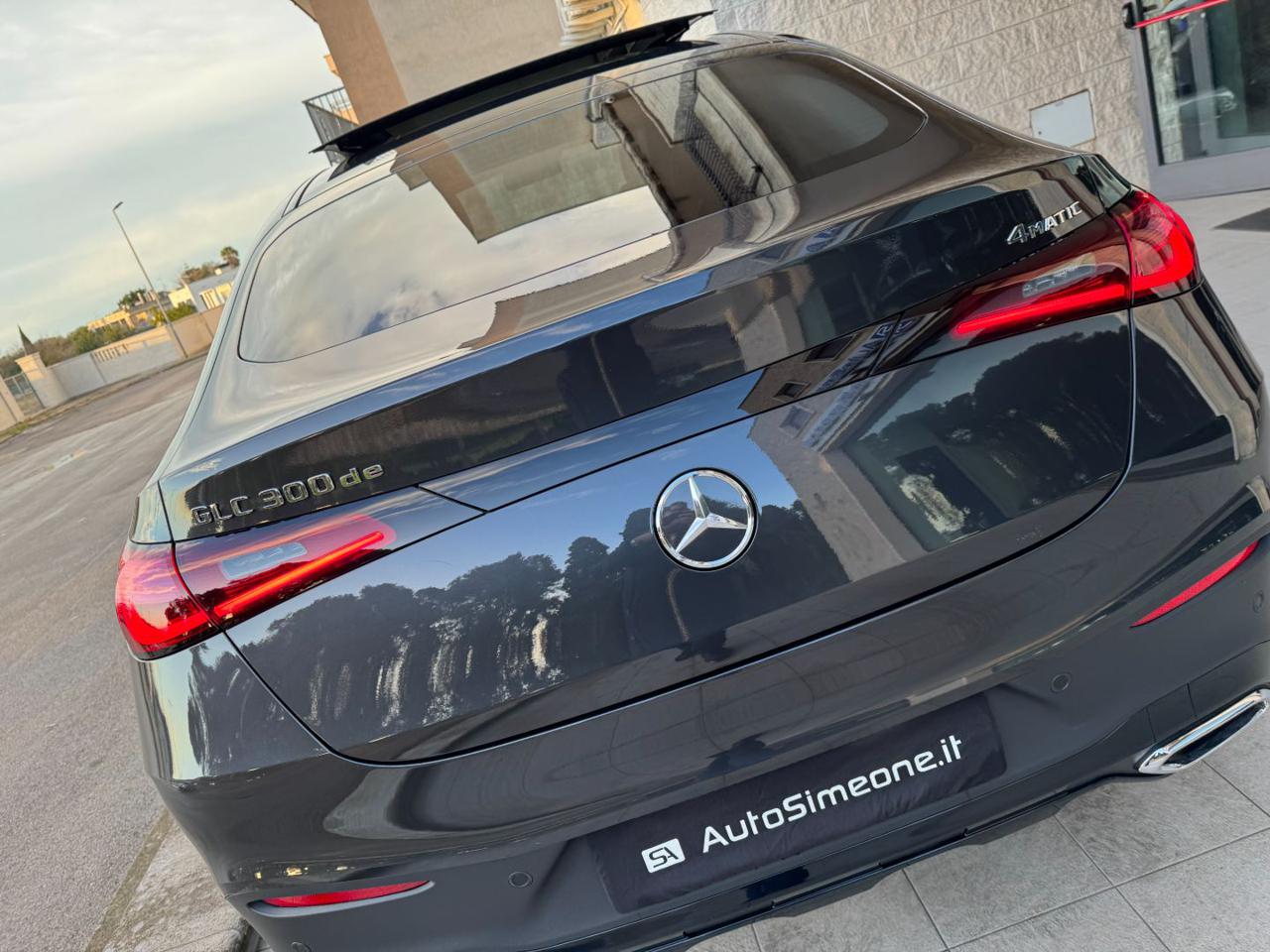 MERCEDES-BENZ GLC 300 de hybrid EQ 4Matic Coupé AMG Line Premium Plus. - 55