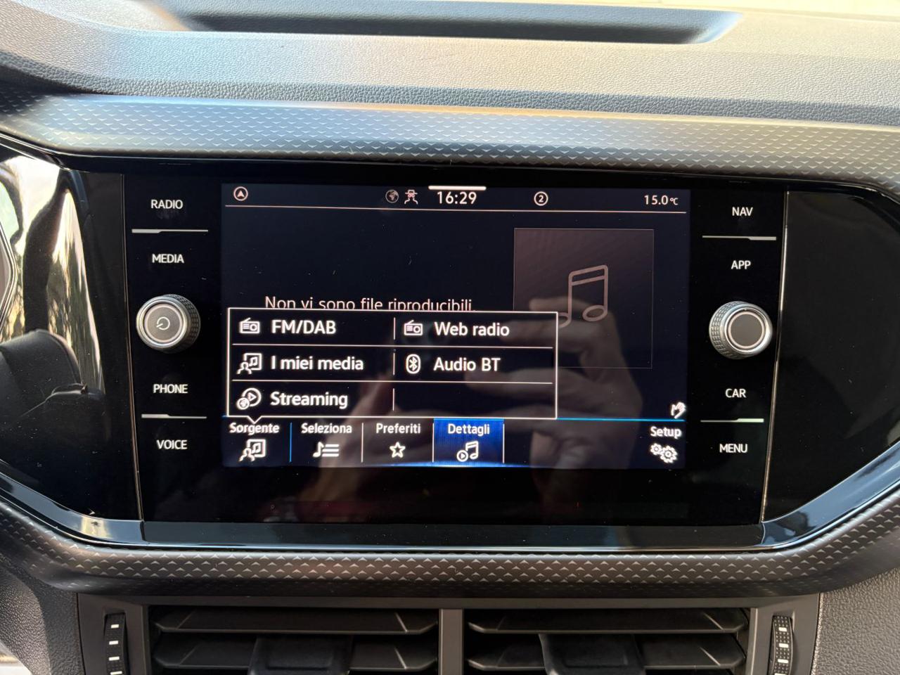 VOLKSWAGEN T-Cross 1.0 TSI 95 CV Style BMT - 21