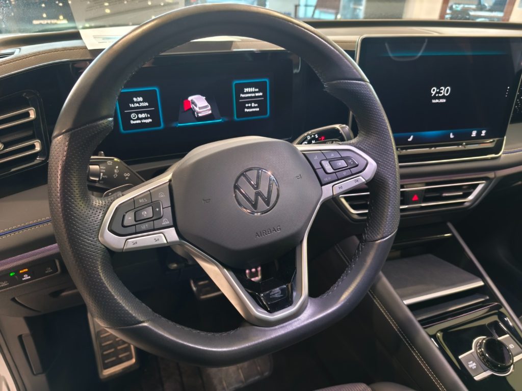VOLKSWAGEN Tiguan 2.0 TDI 150 CV DSG R-Line Plus - 9