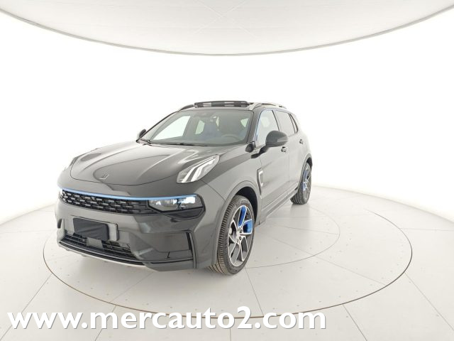 LYNK & CO 01 Nero metallizzato