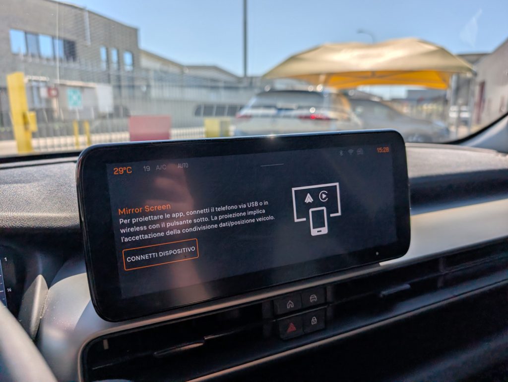 JEEP Avenger 1.2 Turbo 100 CV MHEV Altitude AUTOMATICA - 19