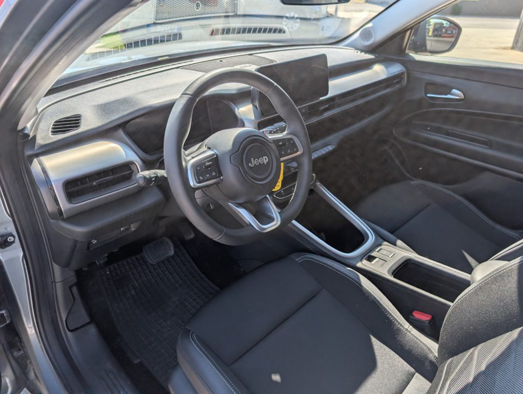 JEEP Avenger 1.2 Turbo 100 CV MHEV Altitude AUTOMATICA - 24