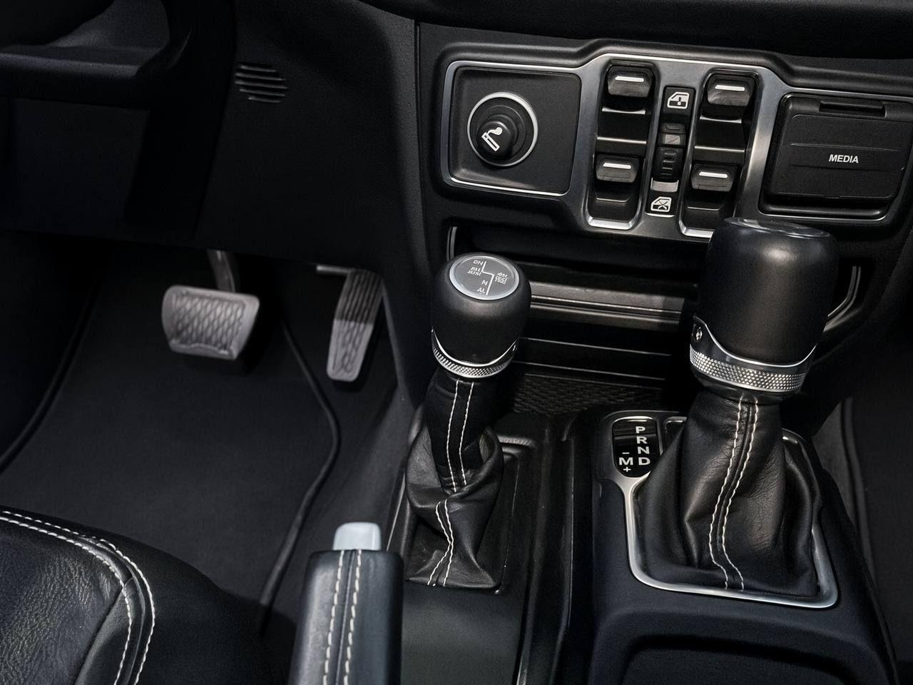 JEEP Wrangler Unlimited 2.0 PHEV ATX 4xe Sahara - 27