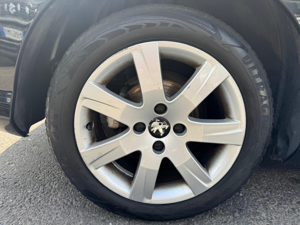 PEUGEOT 308 1.6 8V e-HDi 115CV S&S AUT. SW Sport - 20