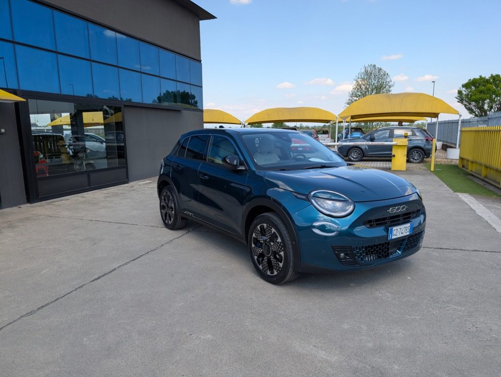 FIAT 600 Hybrid 100 CV DCT MHEV La Prima Aziendale - 3