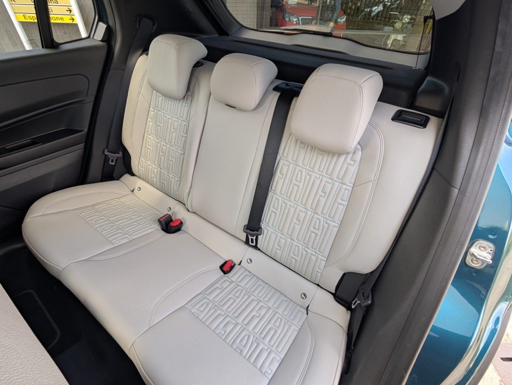 FIAT 600 Hybrid 100 CV DCT MHEV La Prima Aziendale - 28