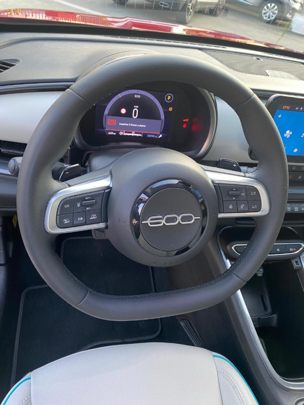 FIAT 600 Hybrid 100 CV DCT MHEV La Prima Aziendale - 8