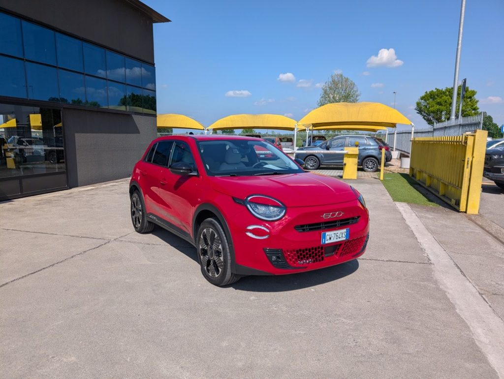 FIAT 600 Hybrid 100 CV DCT MHEV La Prima Aziendale - 3