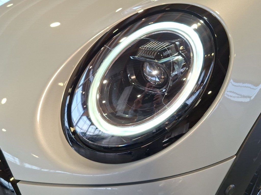 MINI Cabrio 1.5 Cooper Classic Cabrio Aut. - 6