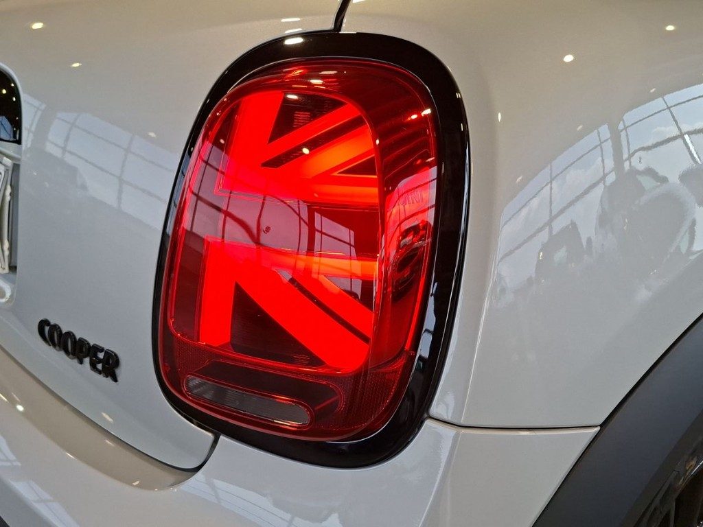 MINI Cabrio 1.5 Cooper Classic Cabrio Aut. - 7