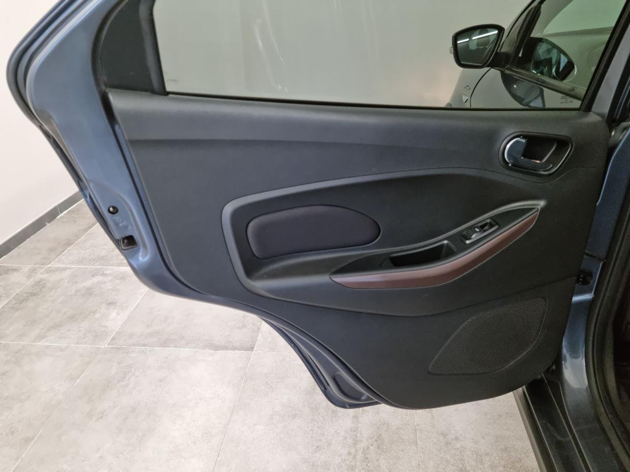 FORD Ka+ 1.2 85 CV Start&Stop Active - 23