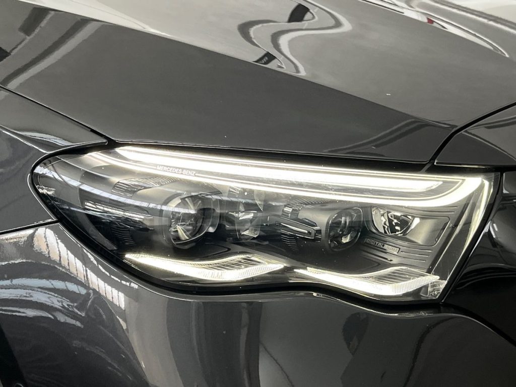 MERCEDES-BENZ E 220 d Mild hybrid 4Matic AMG Line Premium - 16