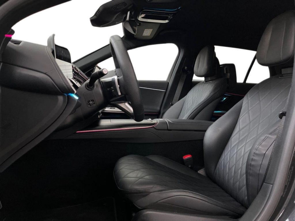 MERCEDES-BENZ E 220 d Mild hybrid 4Matic AMG Line Premium - 10