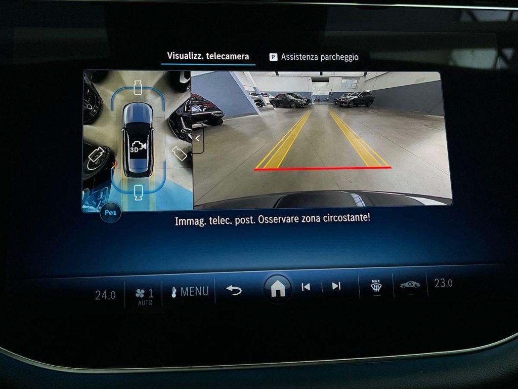 MERCEDES-BENZ E 220 d Mild hybrid 4Matic AMG Line Premium - 12