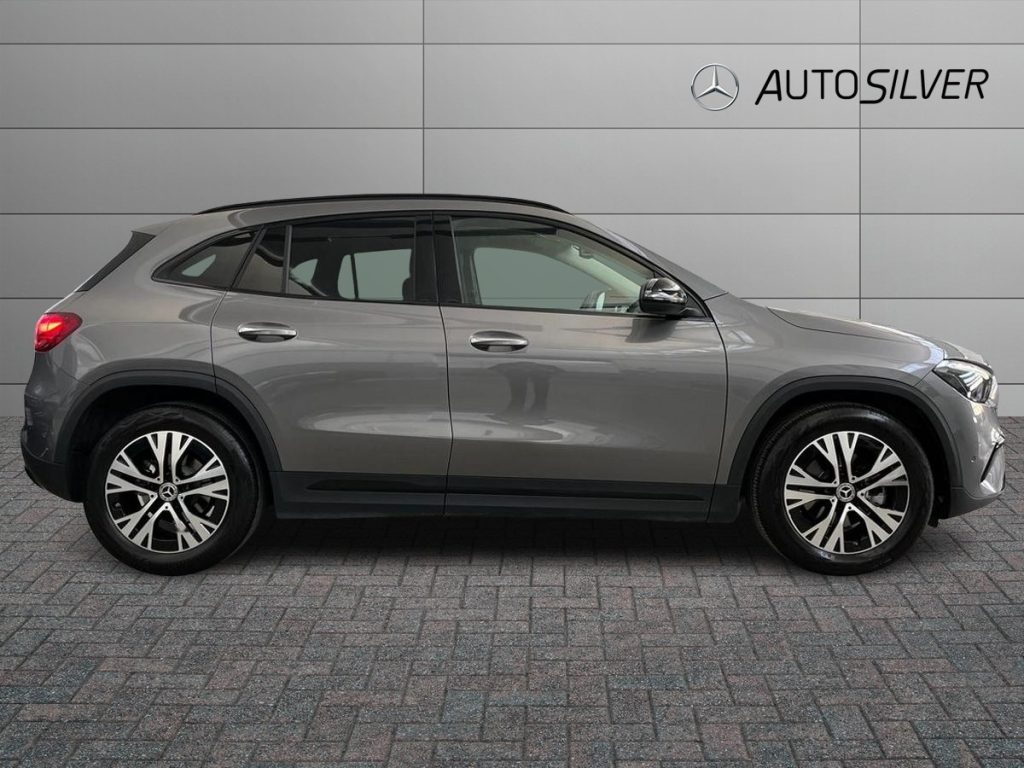 MERCEDES-BENZ GLA 200 d Automatic Progressive Advanced Plus - 5