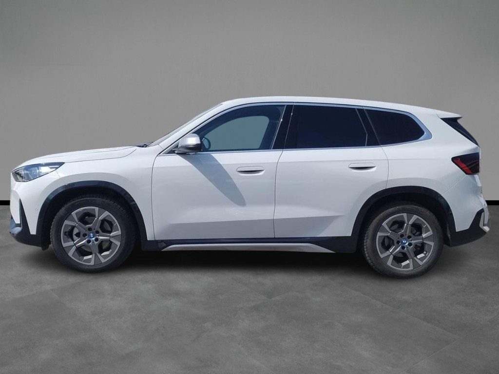 BMW iX1 eDrive 20 xLine - 3