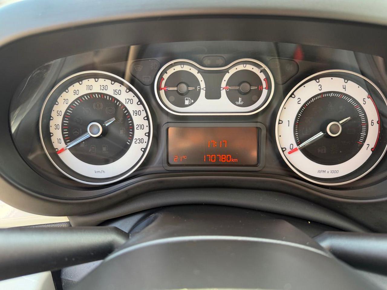 FIAT 500L 1.3 Multijet 95 CV Lounge GANCIO TRAINO - 17