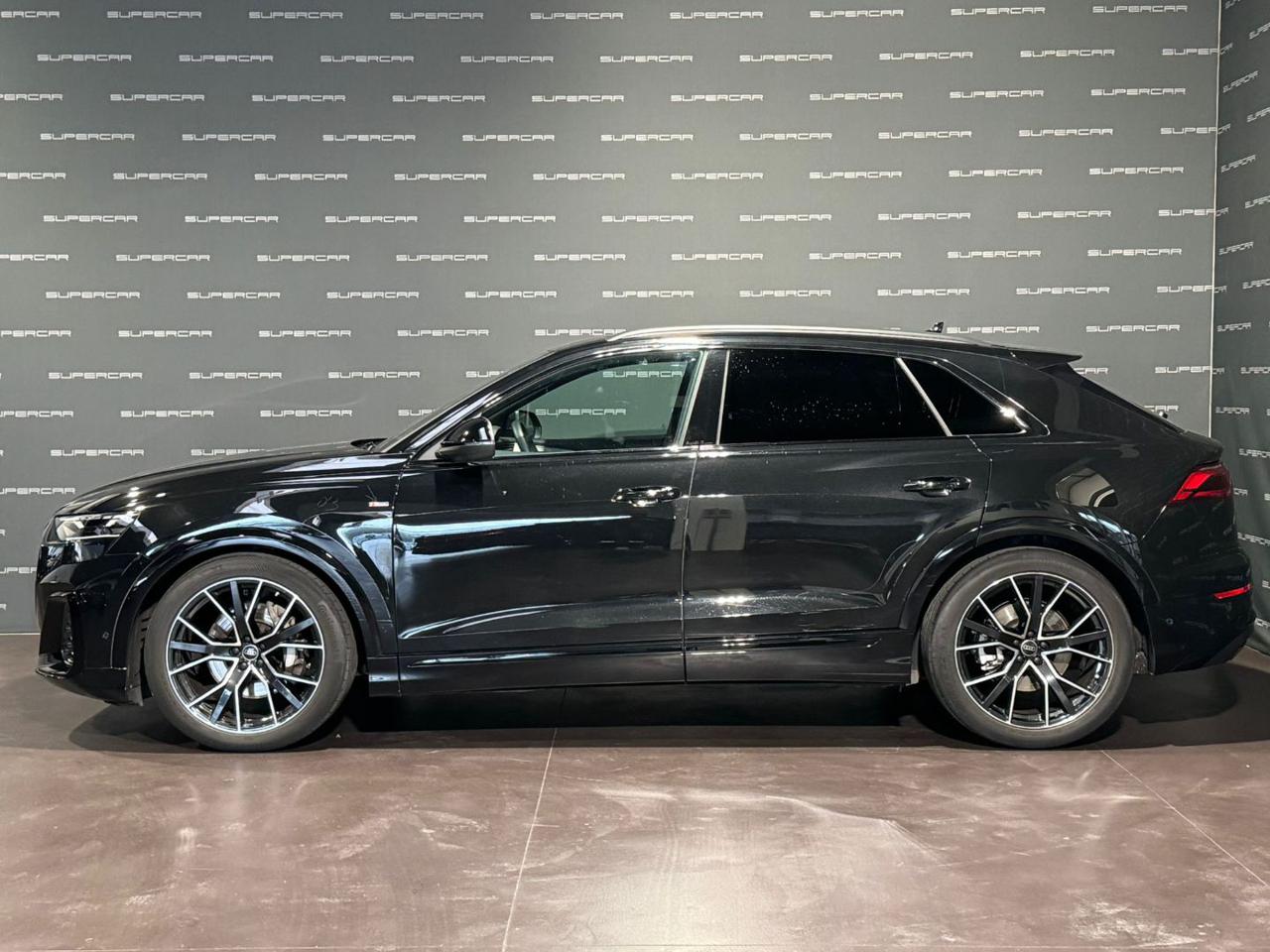 AUDI Q8 SUV 50 TDI 286 CV quattro S line BLAC PACK - 5