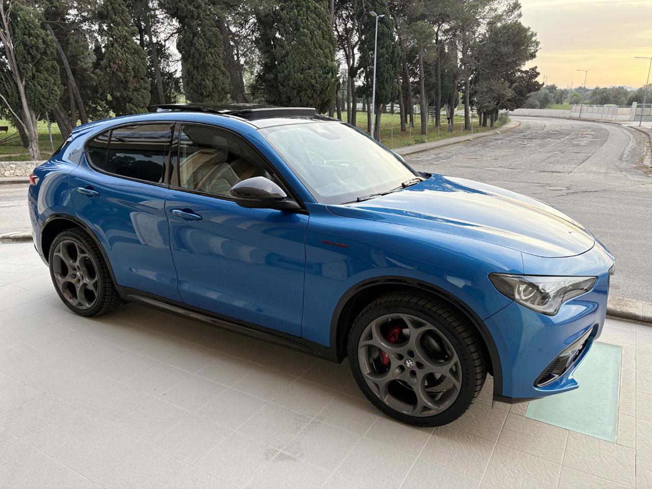 ALFA ROMEO Stelvio 2.0 Turbo 280 CV AT8 Q4 Veloce TETTO - 3
