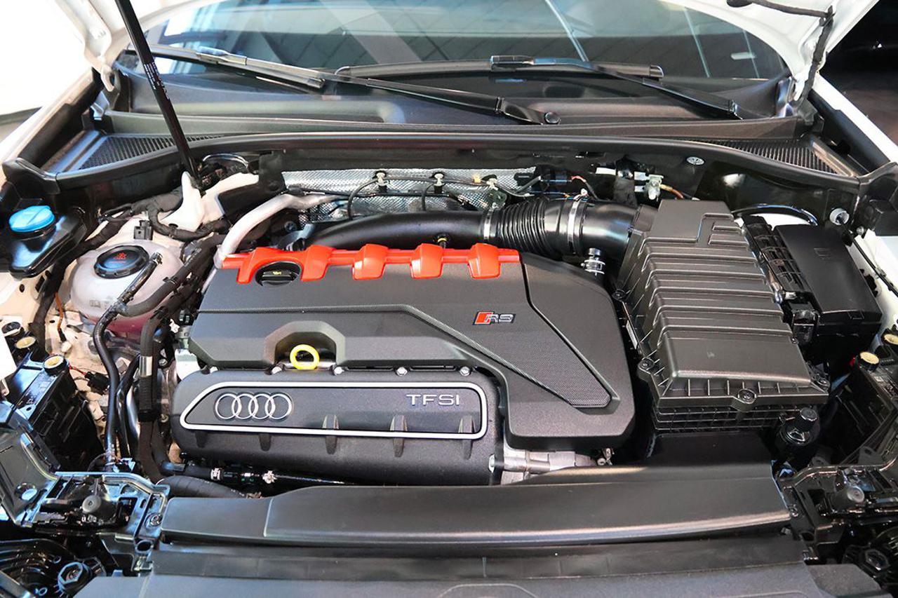 AUDI RS Q3 Sportback Quattro S-Tronic - 11